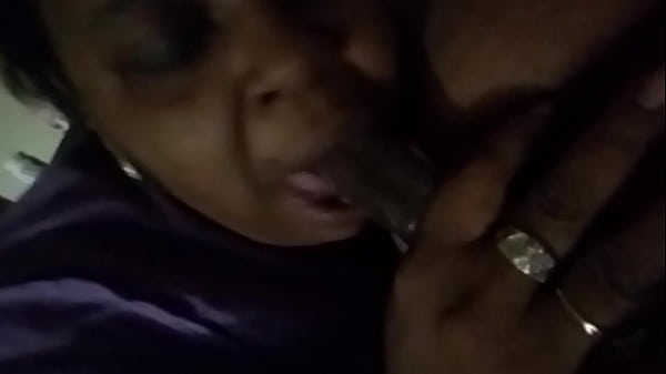 thumb nut up