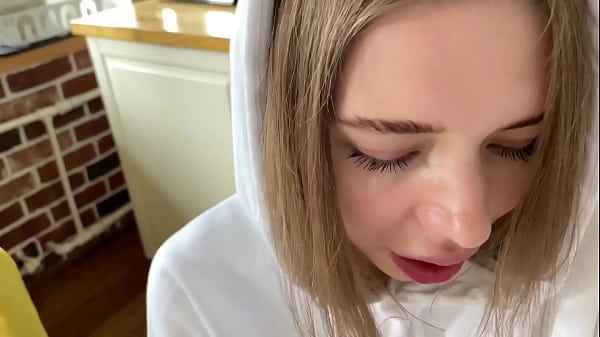 Cum in burger for Californiababe