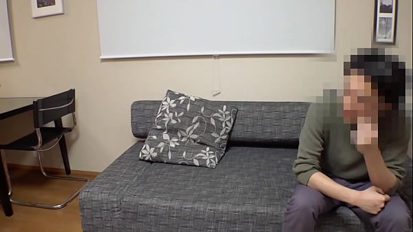 Download Video - パート1〈世界一のド変態夫婦&times;溺死寸前の顔面潮噴き&times;旦那も潮噴く大量射精4発〉前職：SM女王様の美BODY奥様！