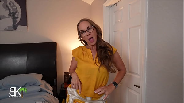 StepMom FINALLY Divorced! Trailer1