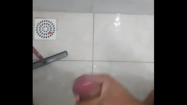 thumb playing a