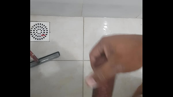 thumb playing a