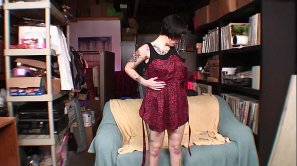 Daisy Sparks could barely fit this monster meat in her mouth, but she doesn't shy away...