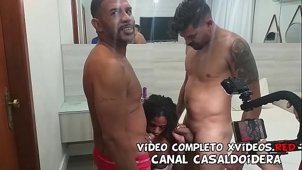 Novinha recording for the first time and making her first amazing double penetration with Leo ogre and antonyvtt