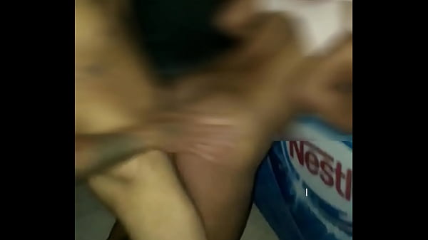 Download Video - Marido corno filmar esposa dando para o amigo do trabalho