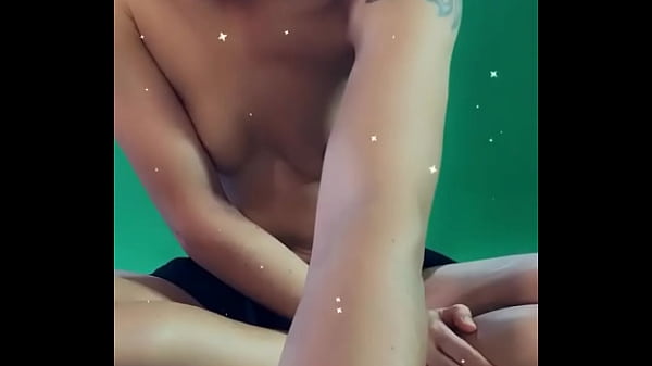 Do you love my body?  #nsfw #nsfwtwtًً #gym #sport #boobs #naked #muscules