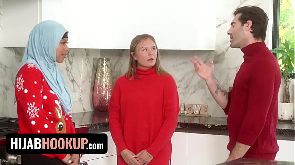 Download Video - Hijab Teen Celebrates Her First American Christmas With A Taboo StepFamily Threesome - TeamSkeet