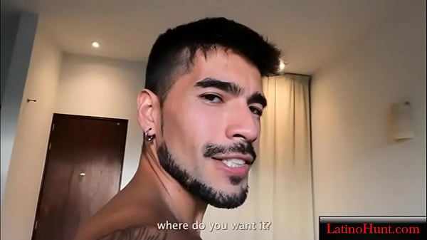 Handsome Latino goes to mouth-[LatinoHunt.com]