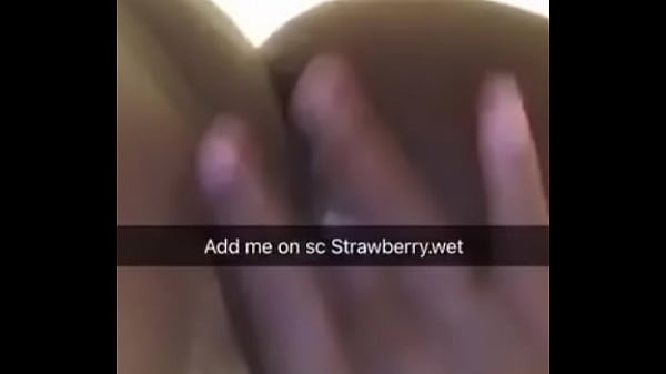  Amateur Ebony Plays With Pussy