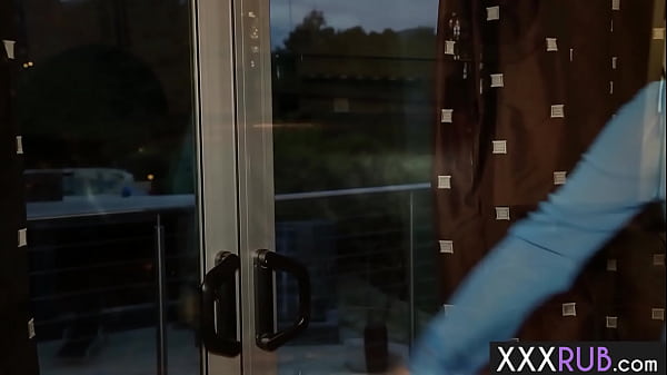 Download Video - Perfect body massage by MILF Holly West before hot blowjob and hard sex