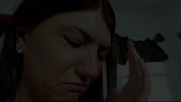 Lexxxi Lockhart is a brunette with one of those rump-shaker booties that keeps on moving...