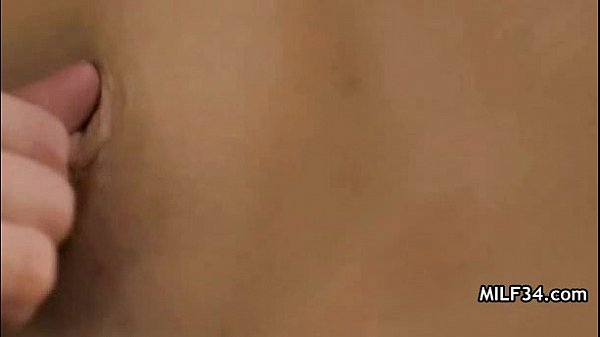 Hot cougar gets a big dick