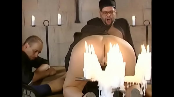 Download Video - Eine Nonne Auf Abwegen 4