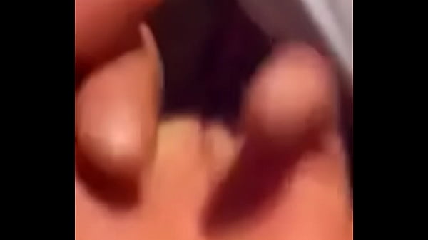 thumb tight puss