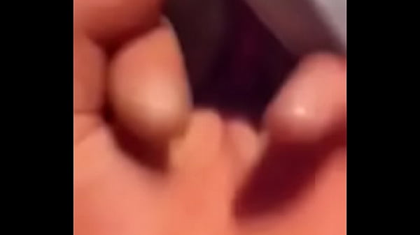 thumb tight puss