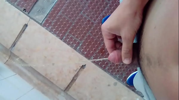 Download Video - Marking territory &lpar;Piss&rpar;