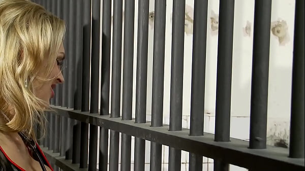 Experienced lady Tanya Tate a slut with tattooed skin and golden hair eager to be banged