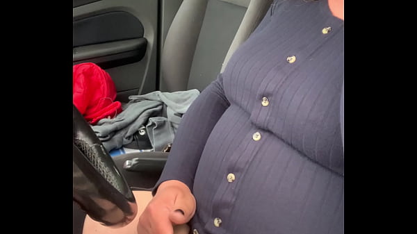 kelly cd playing and cuming on the carpark