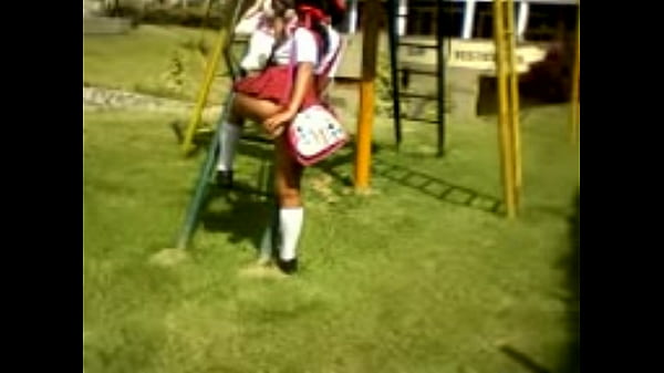 Blue Hotel Aviacion Peru girls Karla 7