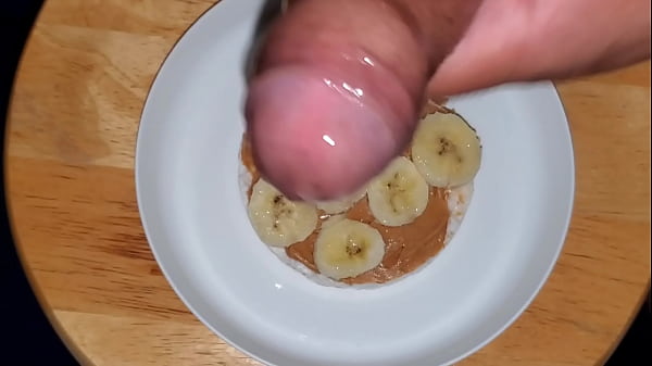 Download Video - Peanut butter and banana rice cake covered in my delicious cum sauce&period; Delicious&excl;