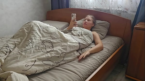 Woke up and decided to masturbate to porn! Wet orgasm!