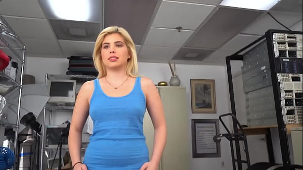 Blondie's pussy gets drilled on casting director's desk