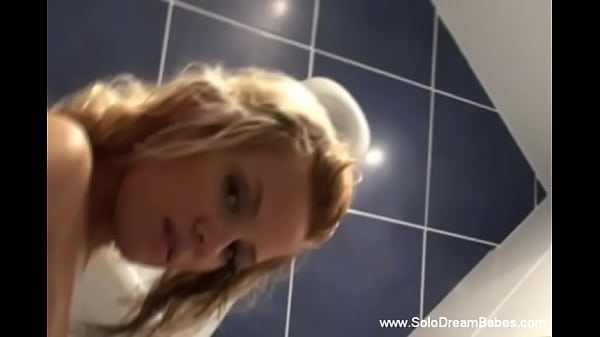Regina The Solo Hot MILF Moment For Pussy Fingering