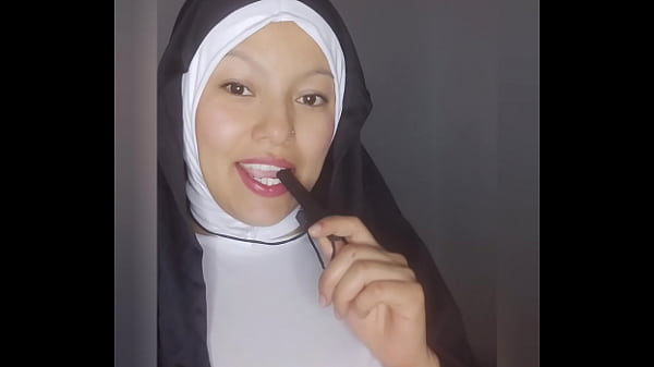 Download Video - SOR RITA masturbates for you&comma; with her great dildo until she drips around her pussy