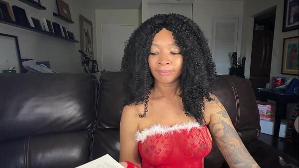 Eva Parker Reads Christmas stories Day 2 of 5