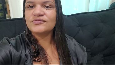 Adoro ser humilhado pela Paty Bumbum !!! &Eacute;la &eacute; minha rainha eu sou seu escravo