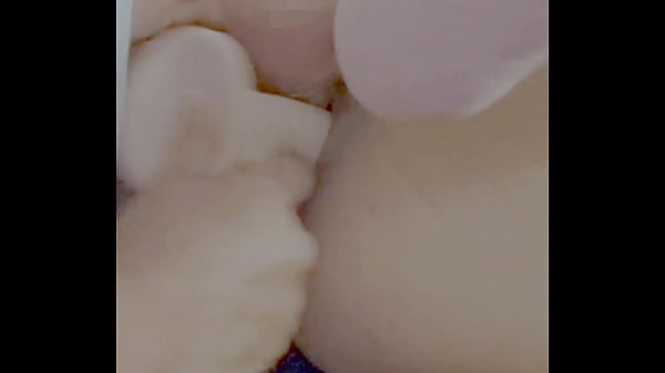 Pinay Sa na Sa Habang Binobrotsa at Dinildildo ng Todo