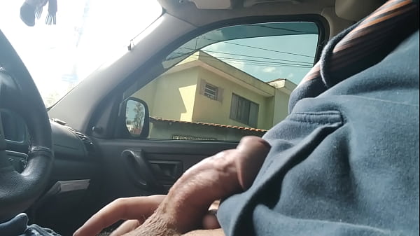 Download Video - Eu com tes&atilde;o parei no meio da rua e bati uma punheta