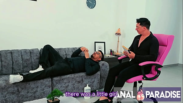 I CONVINCE MY GIRLFRIEND TO HAVE ANAL SEX FOR THE FIRST TIME