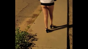 Showing ass