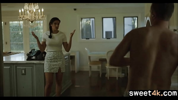 Szexi nagy cicis szép popsis anya nagy farkú fiával szexel