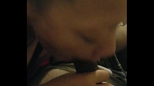 thumb redbone throat