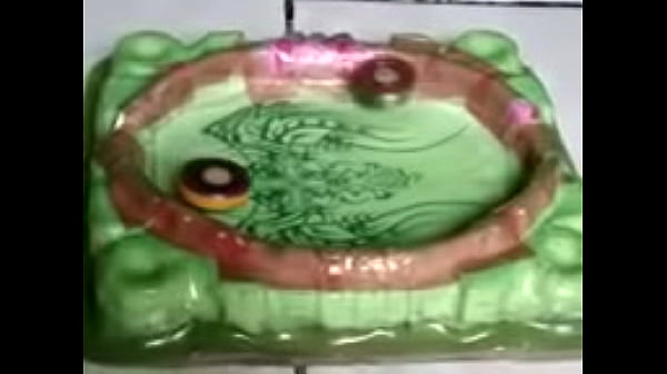 BATALHA MUITO ENERGICA ENTRE NOS CORPOS FLAMEJANTES