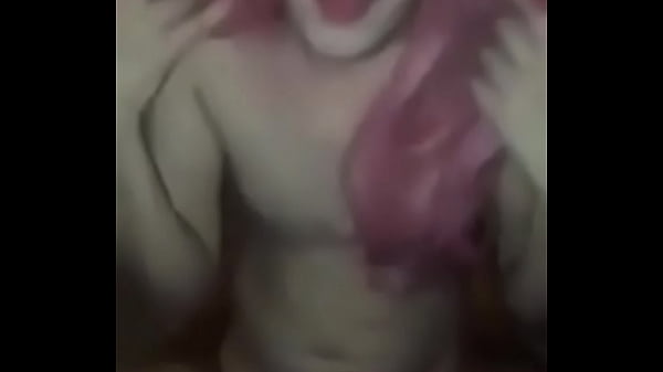 Cross dresser sucks dick