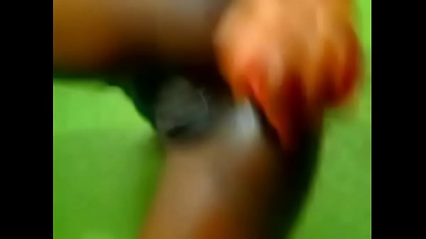 Black Hottie Fisting Her Ass