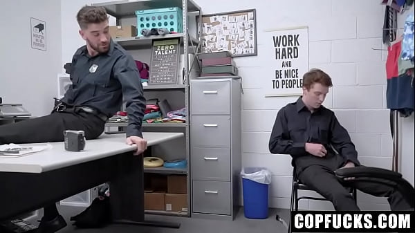 Download Video - Sexy Security Dudes Fuck on Break While at Work