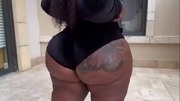 Fyebottom twerk