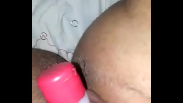 Young Girl playing with the piercened pussy. ny.