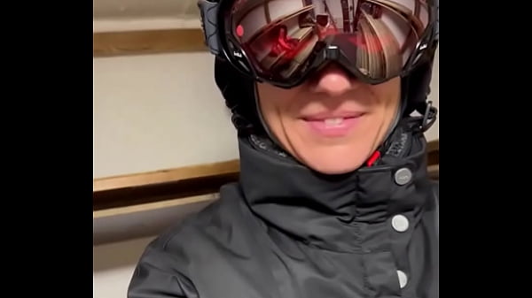 Ha ba on peut poster 2 vidéos en même temps :D