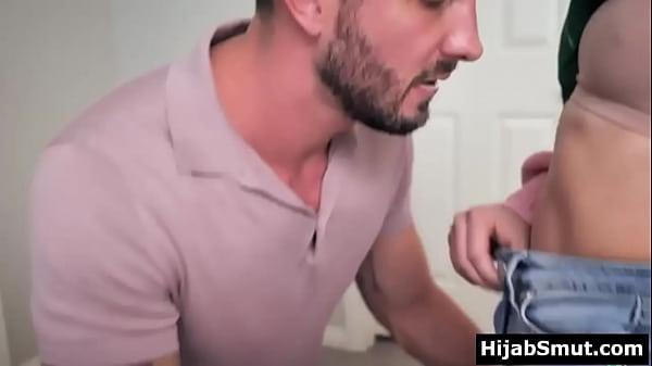 Muslim foreign exchange student fucked by home owner