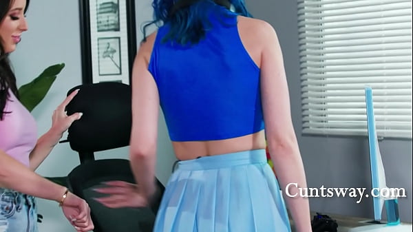 Eat me out | Jewelz Blu, Charly Summer