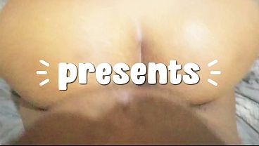 Black girl loves playing with Dick