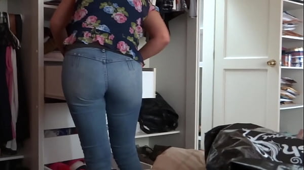 58-year-old Latin stepmom exhibits herself in front of her friend's stepson to see her huge cock jerking off, cum on ass