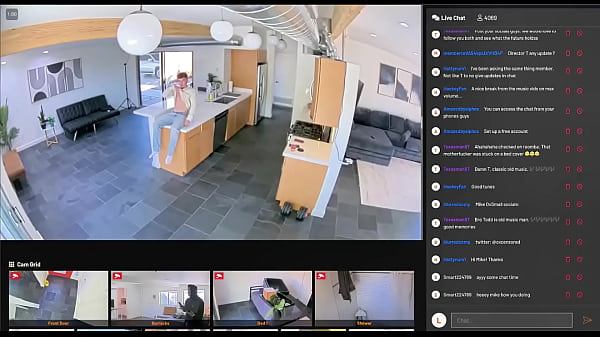 Just took a peak. Looks like some photography and house tours going on hotguyshouse