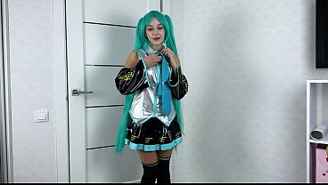 Pussy Fucked Vocaloid Hatsune Miku in different positions and gets Cum Inside | Cosplay