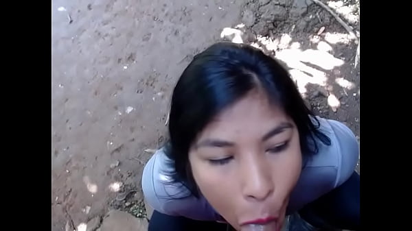 my friend gets horny in the park and I suck him... he cums in my mouth... what a delicious cum alexachris20